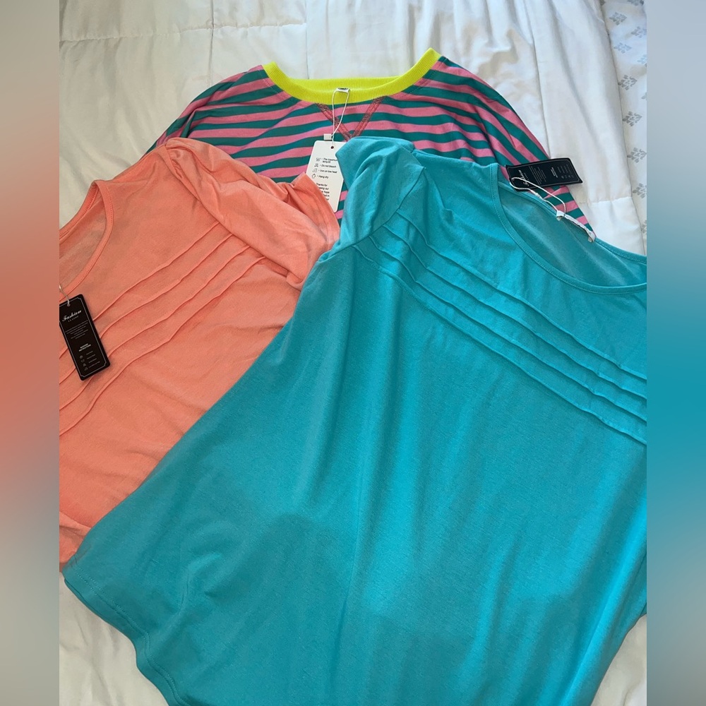 Colorful Women's Tops Set - Picture 2 of 5